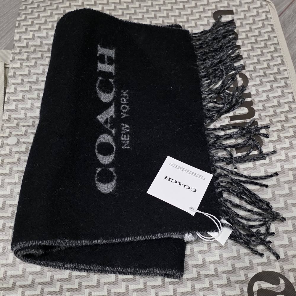 Coach Black and Gray Men's Scarf